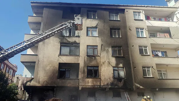 Bağcılar'da panik anları! Mahalle sakinleri sokağa döküldü-2
