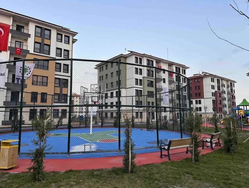 Devlet hep oradaydı…