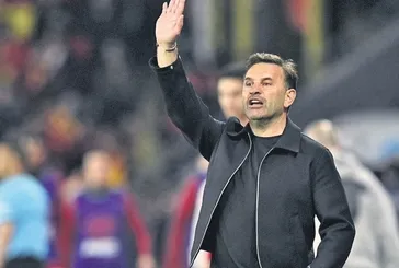 Şampiyonluk yolunda kadro istikrarı: Galatasaray korudu Fenerbahçe değiştirdi