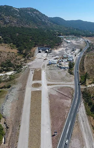 Dev projede tarih belli oldu! Sürücülerin "korkulu rüyasıydı" 45 dakikalık mesafe 5 dakikaya düşecek