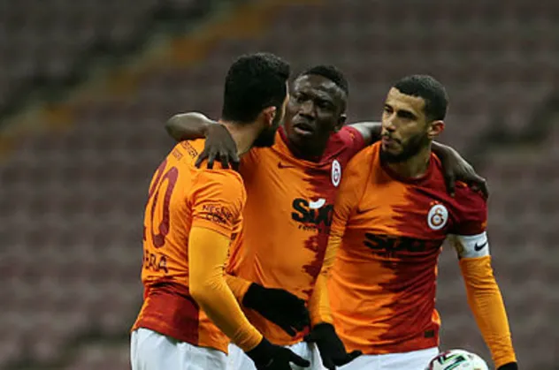 Galatasaray'da beklenmedik ayrılık! Yıldız isim gemileri yaktı