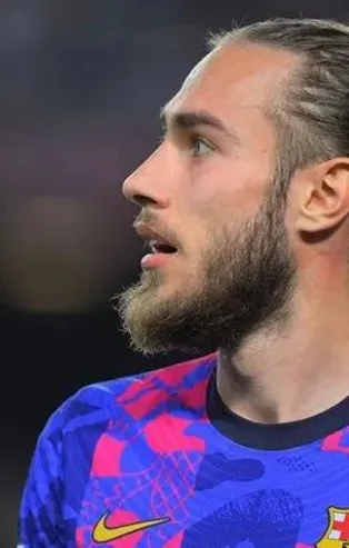 İspanyol basınından flaş iddia! Galatasaray Barcelona'da oynayan Mingueza ile ilgileniyor