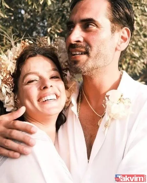 Bestemsu Özdemir sevgilisi Serkan Mehmet Durdu evliliğe ilk adımı attı! Yeni yılın ilk dakikalarında teklif aldı işte o anlar: "Evet dedim..." - 23