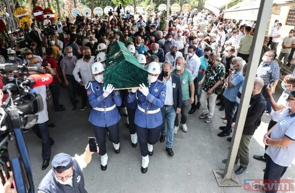 Yeşilçam'ın yakışıklı jönü Kartal Tibet oğluyla aynı filmdeymiş! Yıllar sonra ortaya çıktı! Meğer Müslüm Gürses'in Mutlu Ol Yeter filminde... - 3