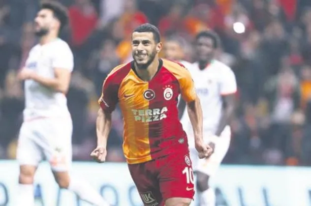 Belhanda takımda kalıyor