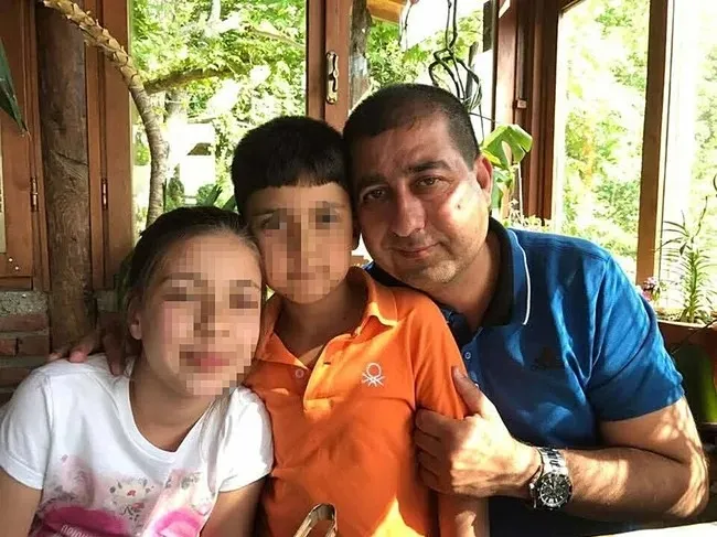 İzmir’de feci kaza: TIR'dan düşen saman balyaları can aldı-3