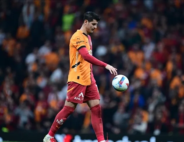 Morata eşyalarını topladı
