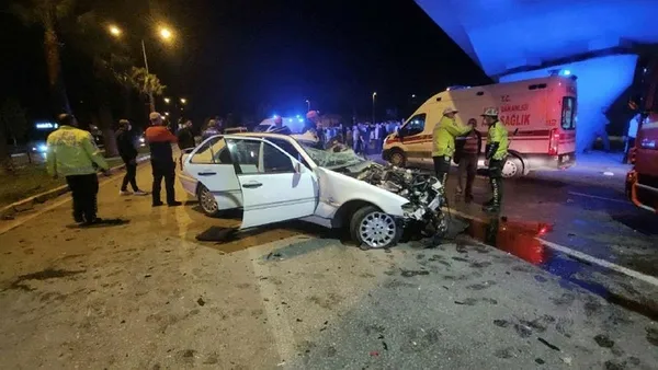 Son dakika: Denizli'de kahreden olay! Trafik kazasından üç kişinin cenazesi çıkarıldı-2