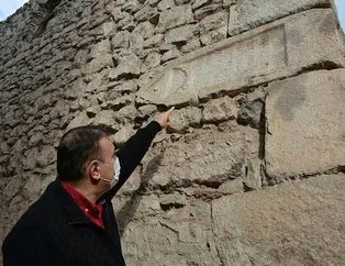 Duvardan çıktı! Tam 500 yıllık