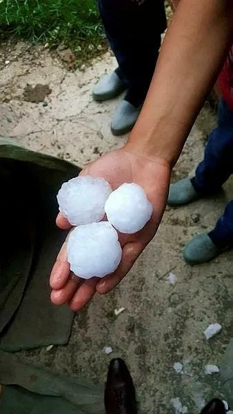 Kastamonu'da dolu ve sağanak etkili oldu | Meteoroloji bir kez daha uyardı