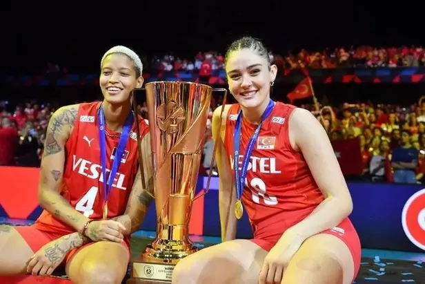 melissa-vargas-turk-mu-nasil-turk-oldunereli-melissa-vargasin-ruya-gibi-hayat-hikayesi-ortaya-cikti-1693807198843.jpeg Melissa Vargas Türk mü, nasıl Türk oldu,nereli? Melissa Vargas'ın rüya gibi hayat hikayesi ortaya çıktı!-6