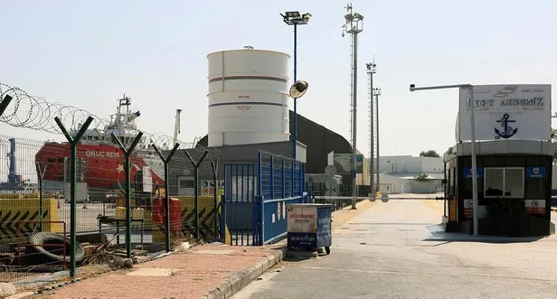 Son dakika: Oruç Reis yeniden Antalya Limanı'nda-1