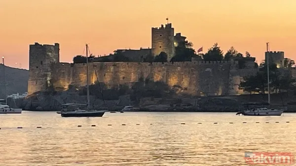 Bodrum Merkez: Giritli Mavi Bayraklı Halk Plajı, İçmeler'deki Yelken