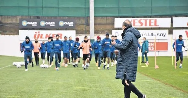 Trabzonspor Teknik Direktörü Abdullah Avcı oyuncularına seslendi: Böyle oynayalım devamı gelir