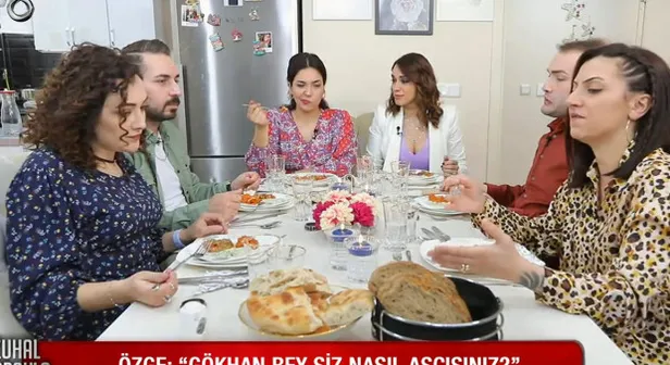 25-mart-2022-zuhal-topalla-yemekteyiz-kim-birinci-oldu-bugun-15-bin-tl-ikramiyeyi-kim-kazandi-zuhal-topalla-ye-1648218269541.jpg Bugün 15 bin TL ikramiyeyi kim kazandı? 🥘25 Mart 2022 ZUHAL TOPAL'LA YEMEKTEYİZ kim birinci oldu? Zuhal Topal'la Yemekteyiz puan durumu!-3
