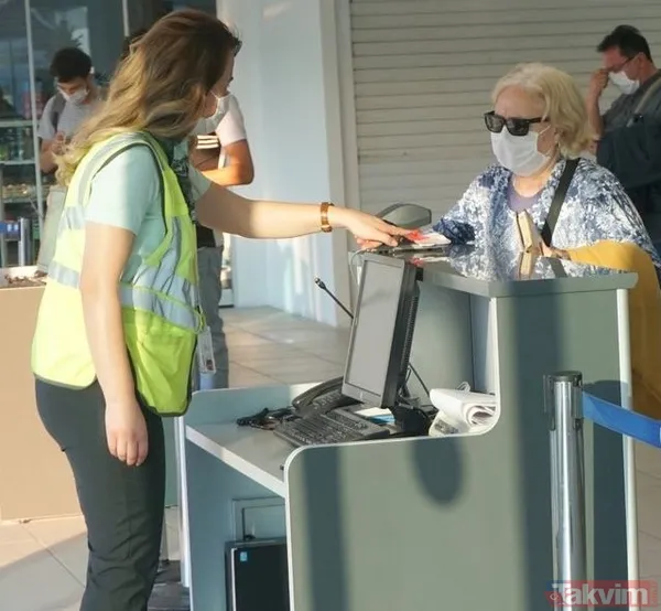 "Çalışma Yaşamındaki Kişiler İşlerine Yeterince Odaklanmakta Zorlanabilir" Pandemi Sırasında Kişilerin Evi "Güvenli Bir Sığınak" Olarak Gördüklerini Belirten...