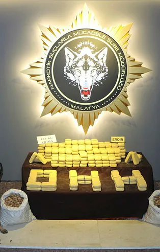 Ceviz çuvallarında 100 kilo eroin ele geçirildi