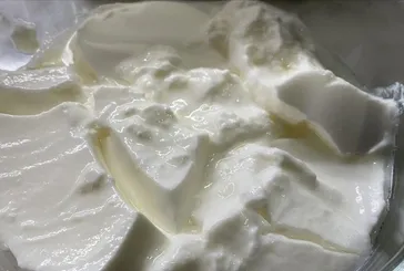 Yoğurtla karnımız tok!