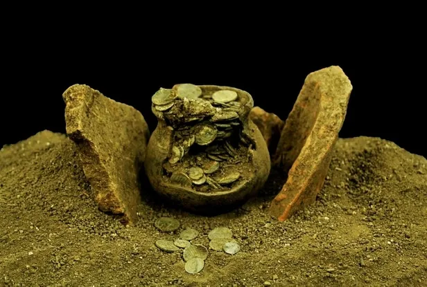 denizin-dibinde-1-milyon-dolarlik-kesif-goren-gozlerine-inanamiyor-servet-degerinde-1693834002549.jpg Denizin dibinde 1 milyon dolarlık keşif! Gören gözlerine inanamıyor servet değerinde-2