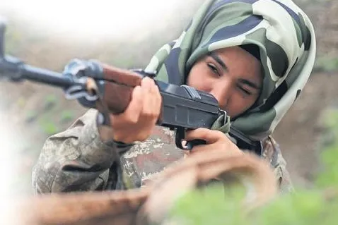 Babalarının kızları-1