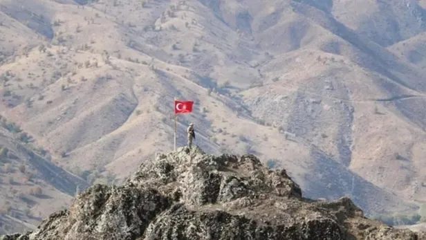 cudi-gabar-petrol-rezervi-ne-kadar-turkiye-gunluk-petrol-tuketimi-cudi-gabar-petrol-kalitesi-nasil-bakan-soylu-1683097930565.jpeg Türkiye GÜNLÜK PETROL TÜKETİMİ | Cudi Gabar petrol kalitesi nasıl? Bakan Soylu açıkladı! "Bulunan petrol..." CUDİ GABAR PETROL rezervi ne kadar?-3