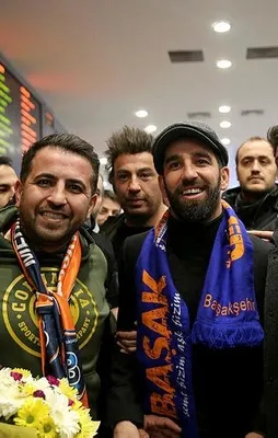 Arda Turan, İstanbul'a geldi
