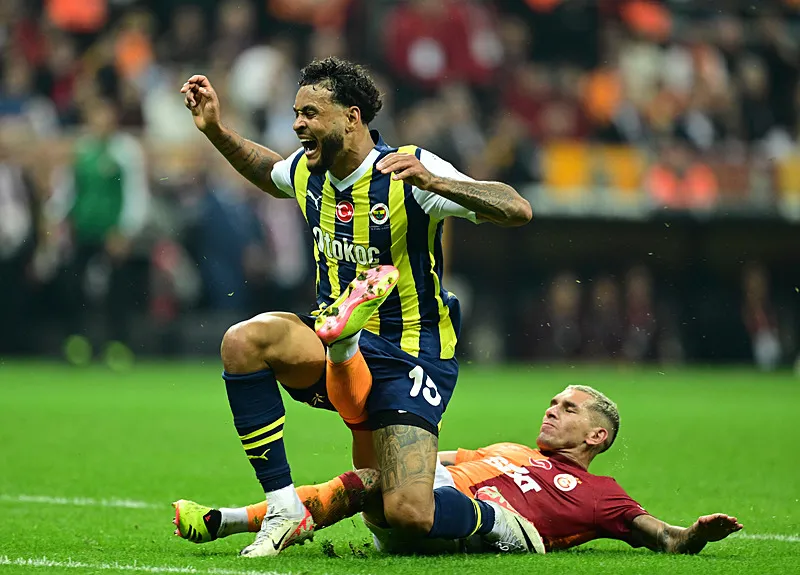 Galatasaray'da Okan Buruk'tan derbi neşteri! Yıldız isim Fenerbahçe maçının ardndan gözden çıkarıldı - 7
