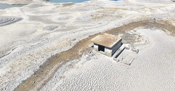 Ankara'da su boruları patladı... İzmir'de kesintiler arttı Bursa'da 4 günlük su kaldı