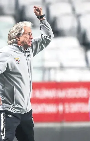 Fenerbahçe Teknik Direktörü Jorge Jesus'tan çarpıcı açıklamalar