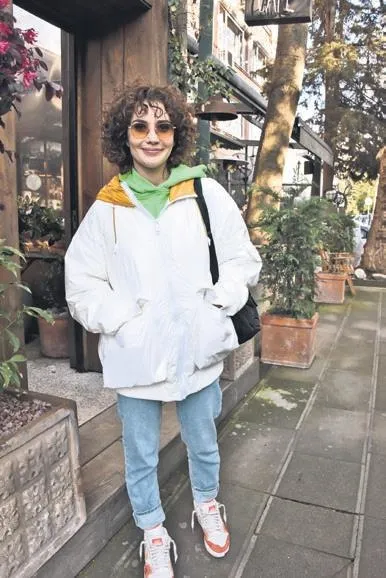 kadir-dogulunun-serra-ariturkle-ile-dini-nikah-yapti-iddialarina-gulup-gecerken-neslihan-atagulden-tam-destek-1650653559002.jpeg Kadir Doğulu'nun Serra Arıtürk'le ile dini nikah yaptı iddialarına gülüp geçerken Neslihan Atagül'den tam destek geldi-4