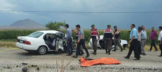 Karaman'da facia gibi kaza! Çok sayıda ölü var