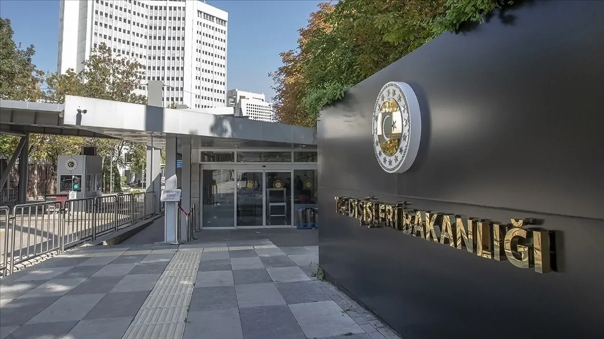 Mescid-i Aksa baskınına Dışişleri Bakanlığı'ndan sert tepki! Bu eylem gerilimi tırmandıran tehlikeli bir adımdır