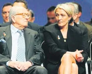 Kızına yine Fransız kaldı