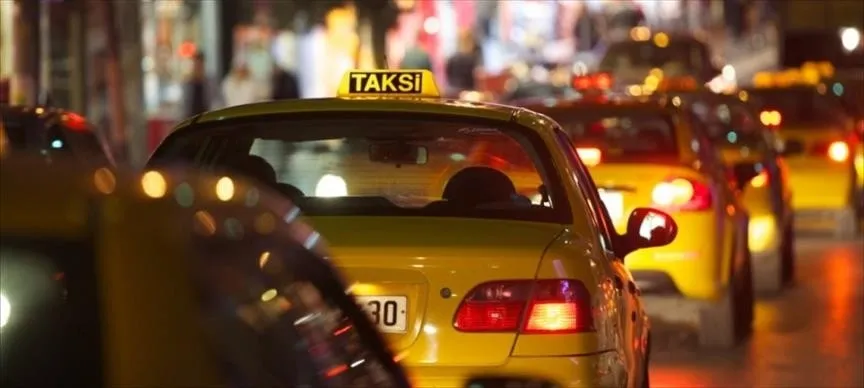 istanbulda-taksi-cilesine-singapur-asisi-kademeli-olarak-hayata-geciyor-1782206642973.jpeg İstanbul'da taksi çilesine Singapur modeli: Kademeli olarak hayata geçiyor | Ekstra komisyona son-5