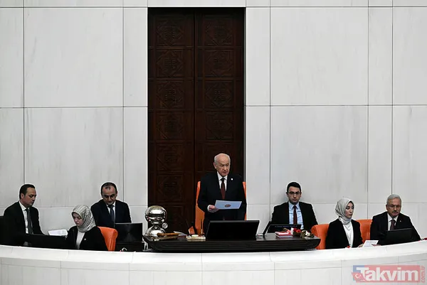 Türkiye Büyük Millet Meclisi'nde yeni dönem başladı! Milletvekilleri yemin ediyor… - 10