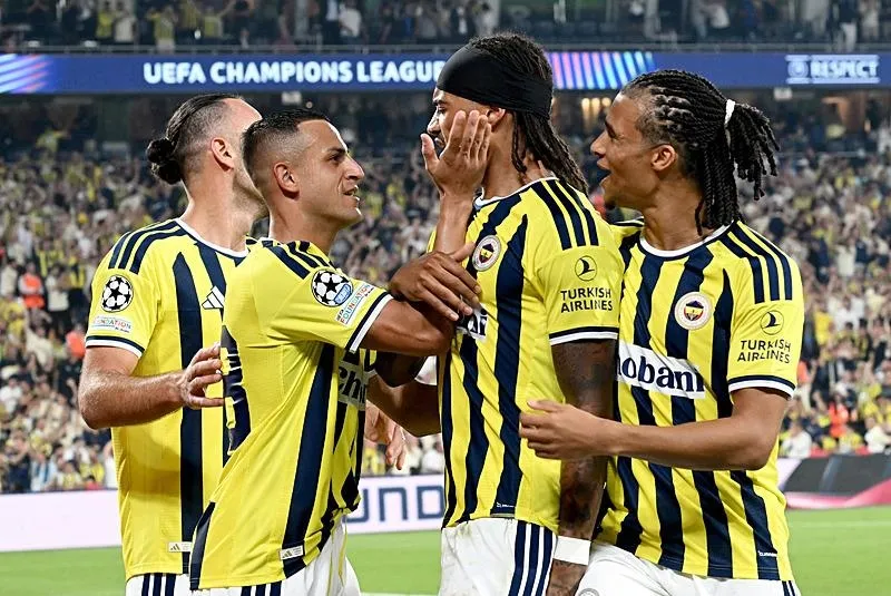 fenerbahce-gaziantep-deplasmaninda-ismail-kartaldan-10-numara-surprizi-1789366762360.jpeg Fenerbahçe Gaziantep deplasmanında! İsmail Kartal'dan 10 numara sürprizi-4