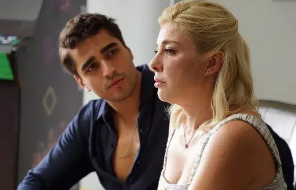 Mert Ramazan Demir'in aşk açıklaması ortalığı birbirine soktu 'gel ben seni...' Yalı Çapkını'nın iflah olmaz Ferit'i Mert Ramazan...-3
