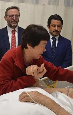 Koreli 'Ayla'dan gazi babasına ziyaret