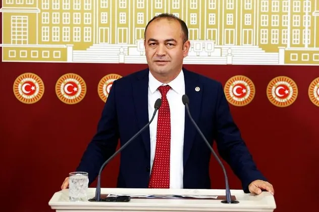 CHP'li Milletvekili Özgür Karabat'tan akılalmaz koronavirüs iftirası!