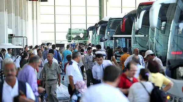 Türkiye 17 günlük kapanmaya giriyor: Otobüs-uçak biletleri adeta kapışıldı, fiyatlar da arttı-7