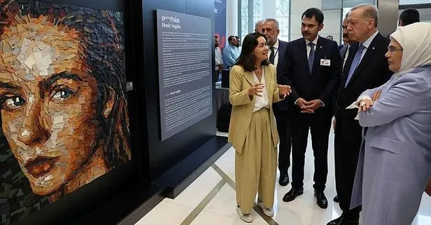 Başkan Erdoğan ve eşi Emine Erdoğan ABD’deki Türkevi’nde açılan atık sergisini gezdi