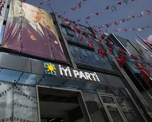 İYİ Partide büyük şok! Genel Başkan Yardımcısı Tuba Vural Çokal sert sözlerle istifa etti!