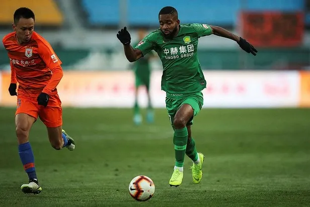 forvet-krizi-yasayan-fenerbahce-golcuyu-bitiriyor-bakambu-koptu-geliyor-1629238237234.jpeg Forvet krizi yaşayan Fenerbahçe golcüyü bitiriyor! Bakambu koptu geliyor-4