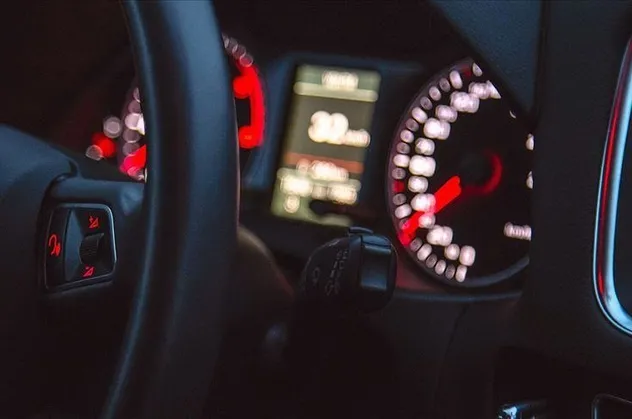 2016 model Renault Symbol marka araç icradan satılığa çıkarıldı
