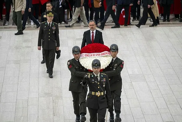 19 Mayıs Atatürk'ü Anma, Gençlik ve Spor Bayramı tüm yurtta kutlanıyor-3