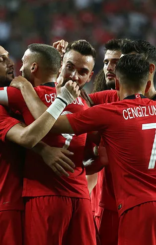 Beşiktaş'ta milli harekat! 2 isim radarda