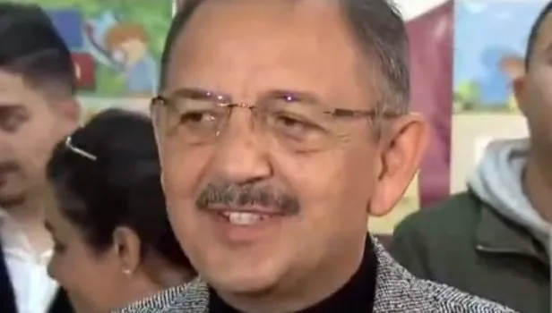 Cumhur İttifakı AK Parti Ankara Büyükşehir Belediye Başkan adayı Mehmet Özhaseki oyunu kullandı