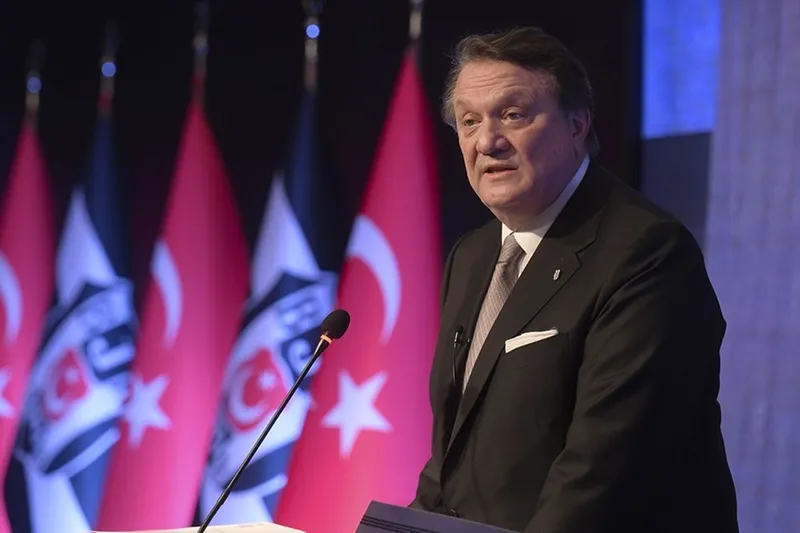 besiktasa-italyan-harikasi-transferde-dengeler-degisecek-1722195027651.jpg Hasan Arat ve ekibi gönderilmek istenen oyuncular için büyük çaba gösteriyor