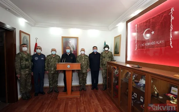 SON DAKİKA: Milli Savunma Bakanı Hulusi Akar ve TSK'nın komuta kademesi Gökçeada'da! Rüzgar Alayı'nı denetledi - 15