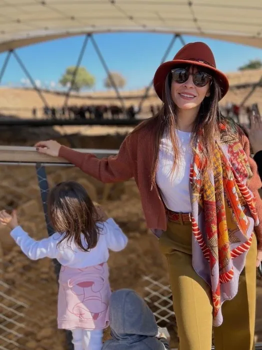 13 yıllık büyük aşk! EDHO'nun yıldızı Ceren Benderlioğlu'ndan Emir Benderlioğlu’yla çekirdek aile paylaşımı! İlk yorum Esra Erol’un kardeşinden... - 42